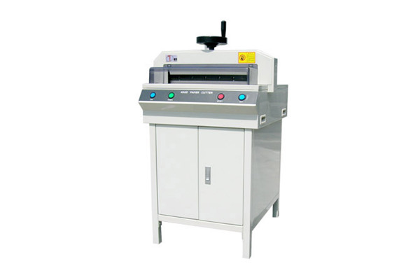 DC-8450SG轮盘压纸电动切纸机