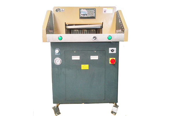 DC-500TH液压切纸机