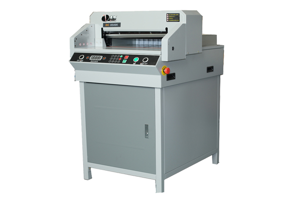 DC-8546K数控切纸机